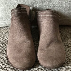 Casual Brown Suede Slip-On Shoes